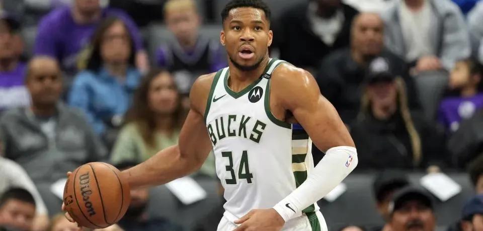 雄鹿王牌球员创赛季得分新高，媒体热捧，积分同时美国深圳.的简单介绍