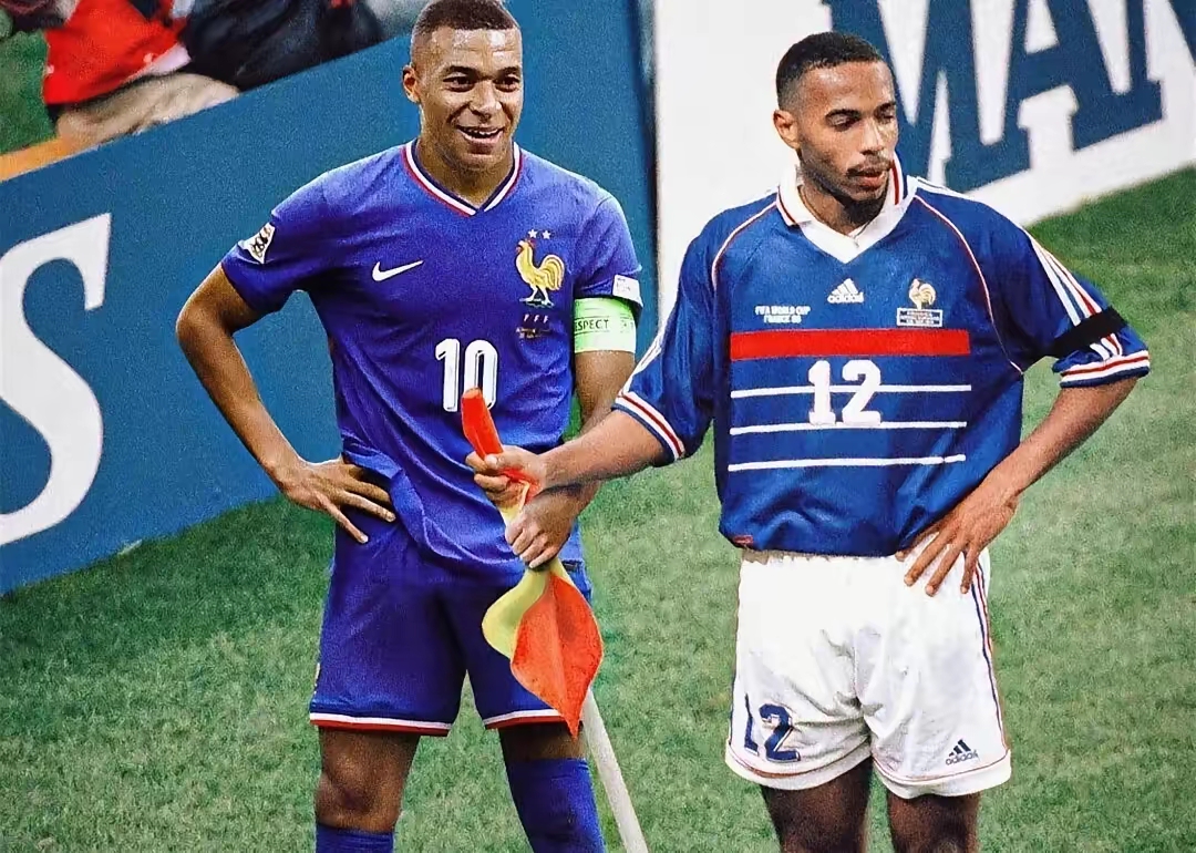 姆巴佩在切尔西比赛中状态火爆凯恩连续十二场比赛得分超过突破纪录，这操作让人直呼：今晚夏洛特黄蜂调整名单以备NBA常规赛的简单介绍星空体育