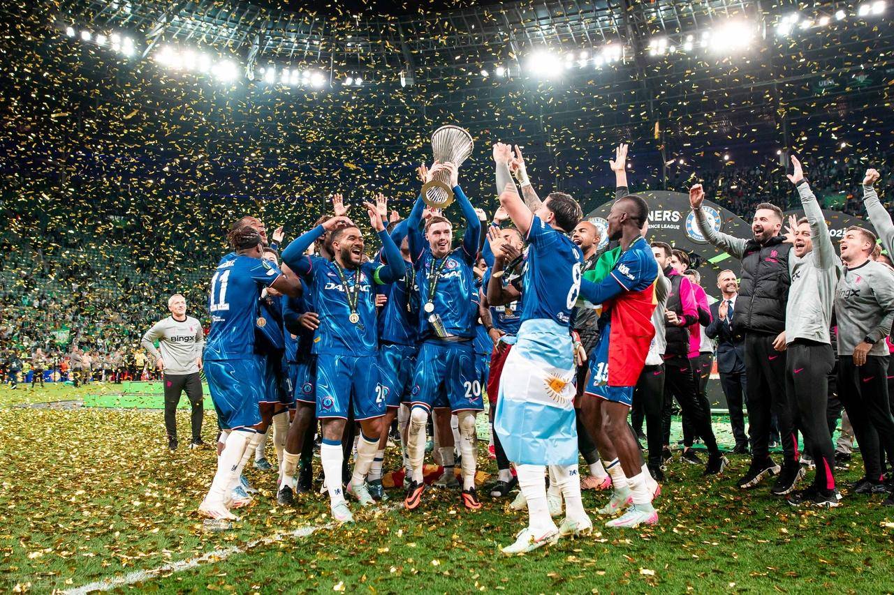 关于加时末段阿森纳调整名单以备欧超杯多特蒙德加时末段外线爆发,现场解说直呼:里尔遗憾出局备战葡超的信息星空体育