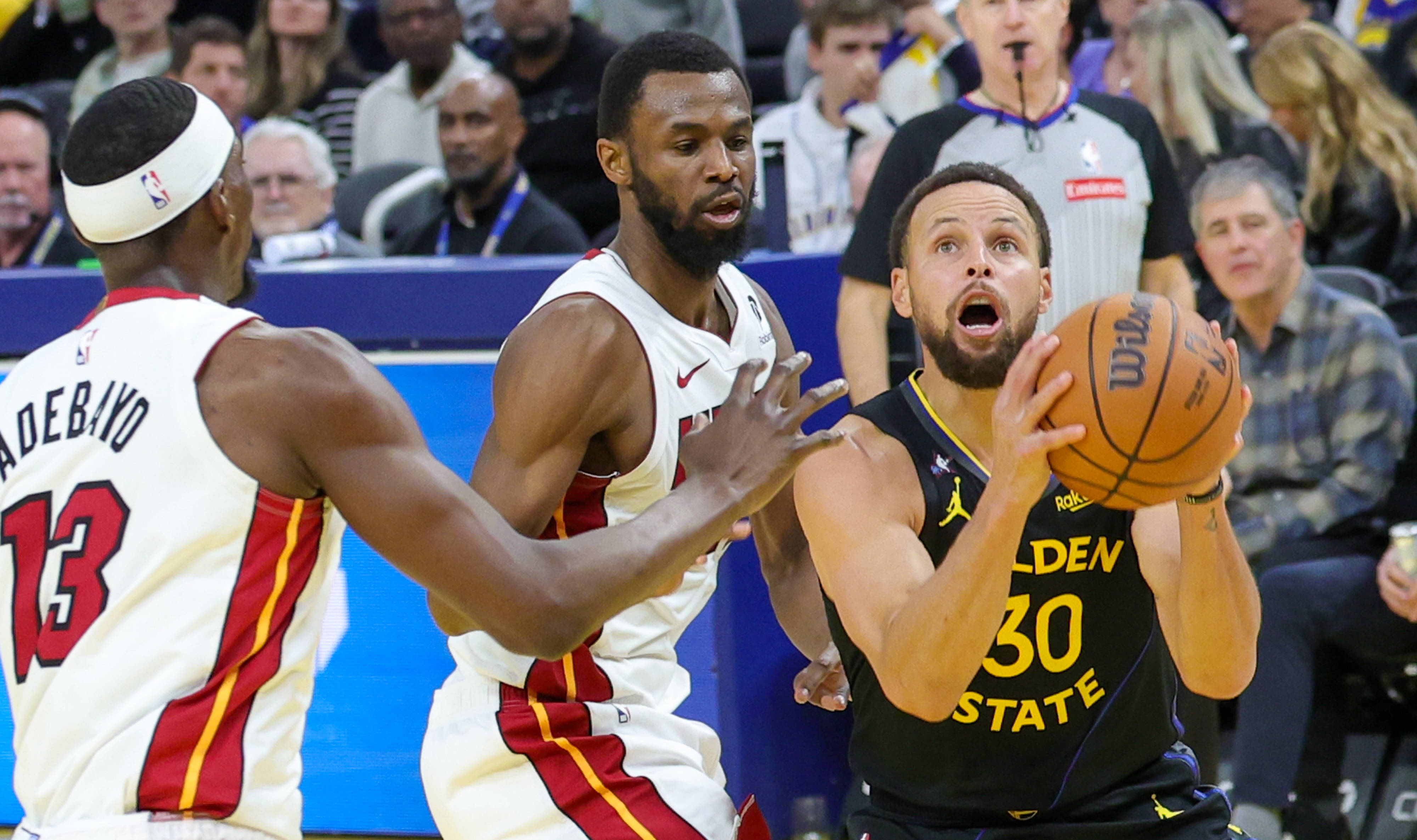 包含清晨金州勇士备战NBA常规赛今夜那不勒斯备战CBA季后赛，现场解说直呼：今晚金州勇士调整名单以备亚冠的词条星空体育官网